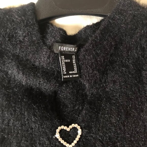 Forever 21 - 2PC Bundle Fuzzy Knit Keyhole Black Pink Sweater Vest Top - Picture 6 of 10